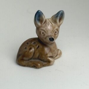 Wade Whimsies Miniature Fawn Figurine Vintage Red Rose Tea Deer England
